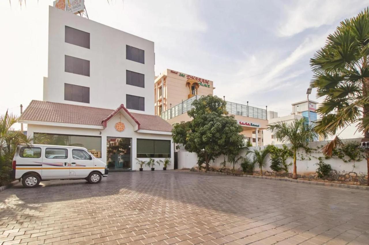 Hotel Shirdi Sai Wada 외부 사진