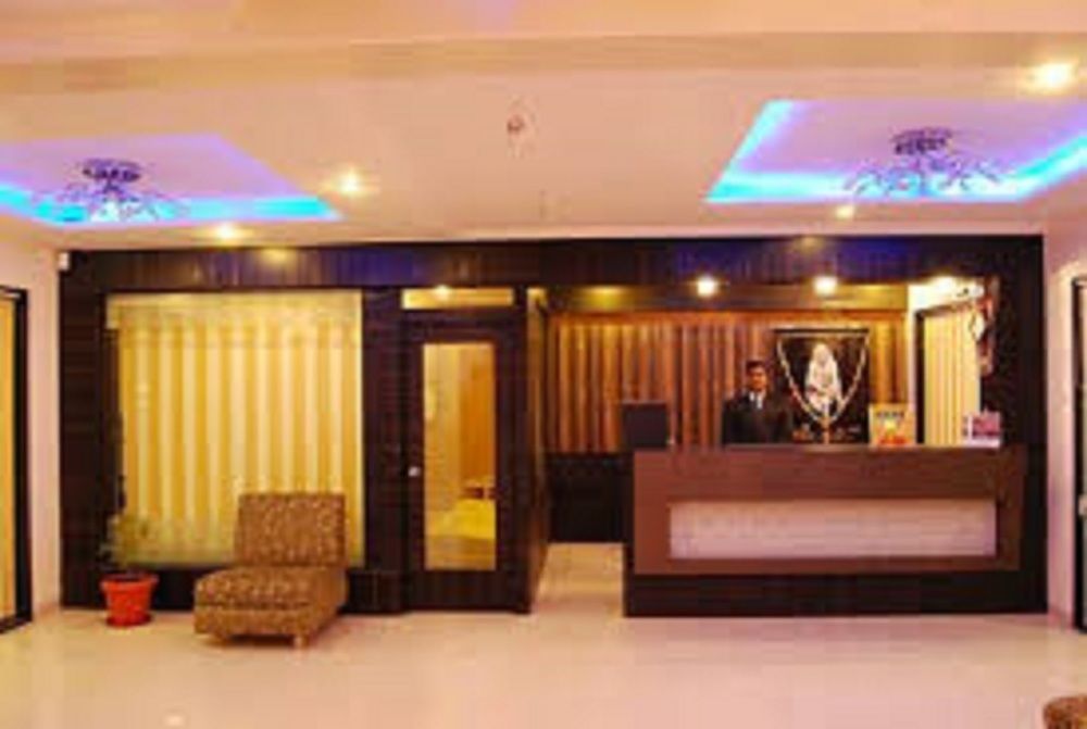 Hotel Shirdi Sai Wada 외부 사진